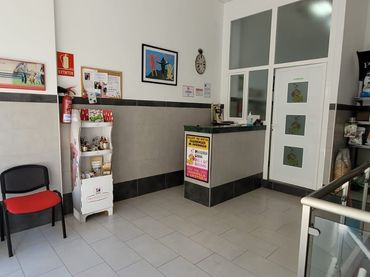 Locale commerciale in vendita a Torreguadiaro - San Diego