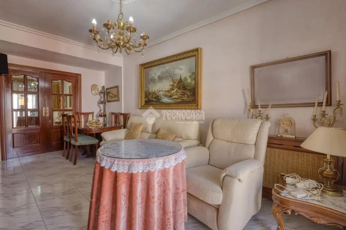 Sala de estar de Piso en venta en Salamanca con Calefacción y Balcón