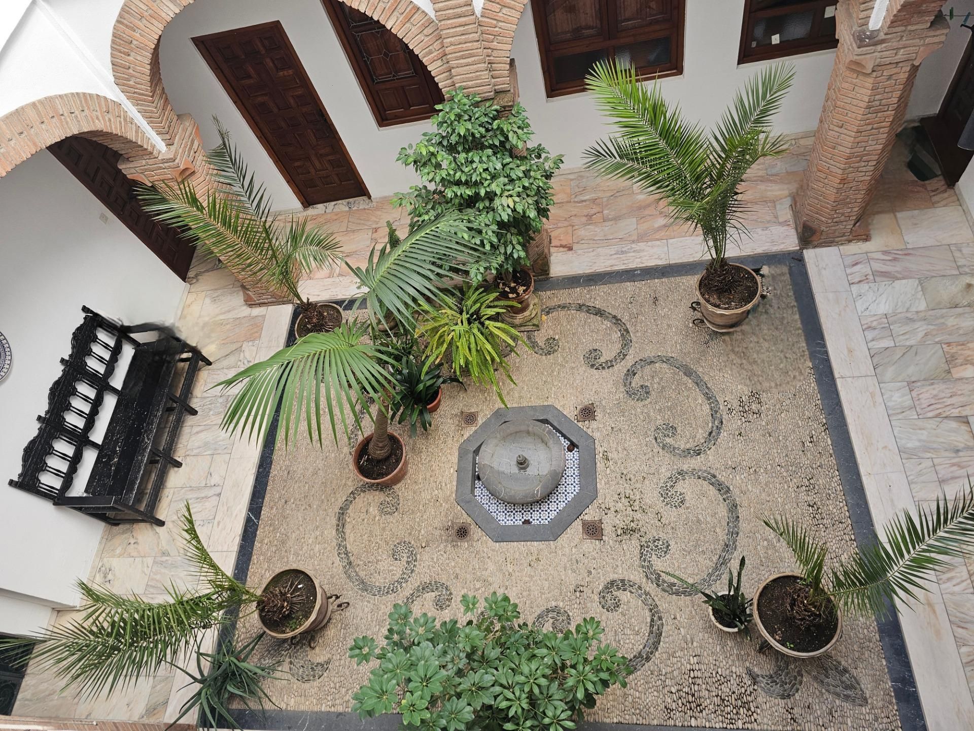 Jardí de Casa o xalet en venda en  Córdoba Capital amb Terrassa, Traster i Balcó