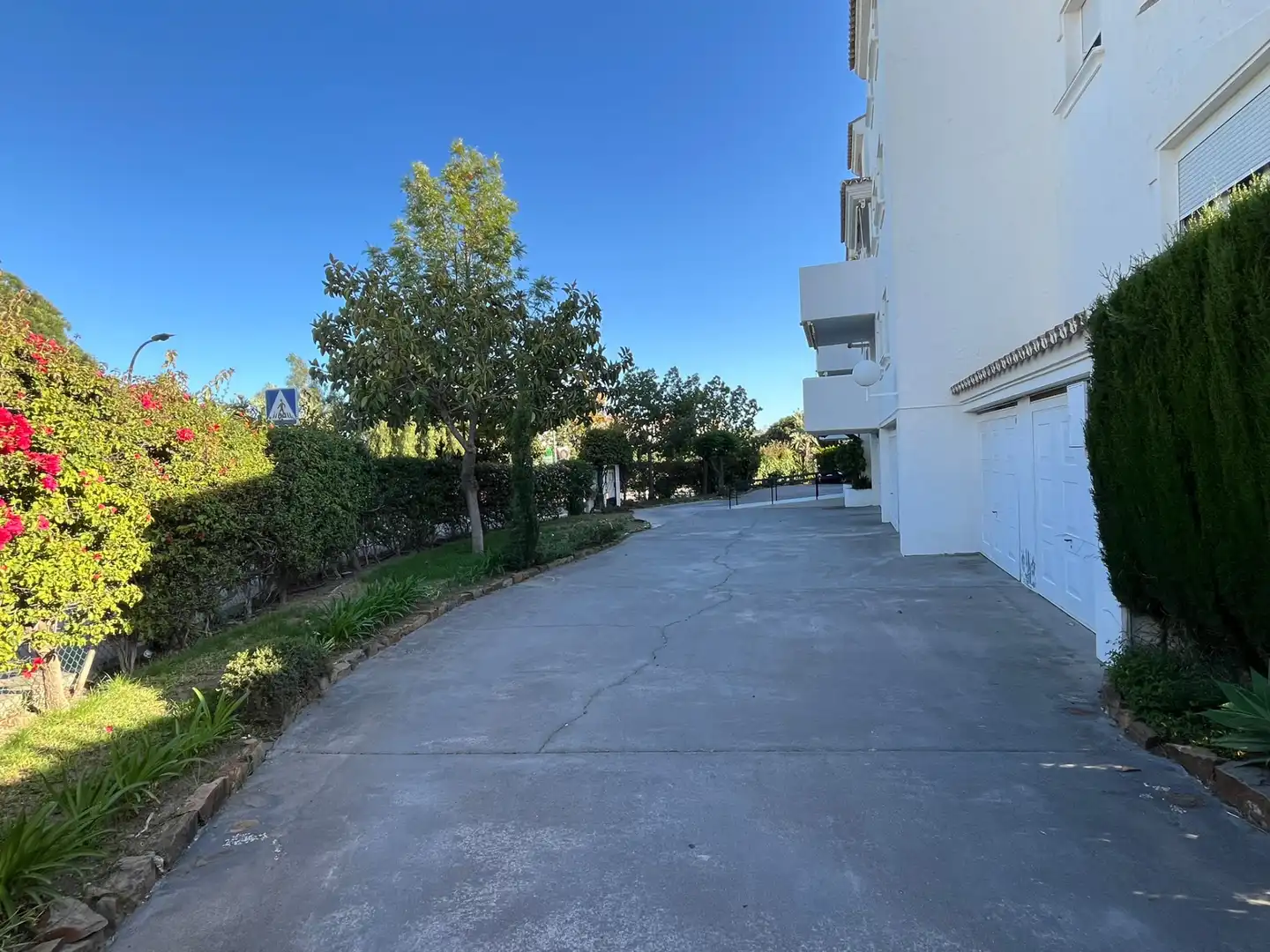 Parkplatz von Wohnung zur Miete in Rincón de la Victoria mit Klimaanlage, Terrasse und Möbliert