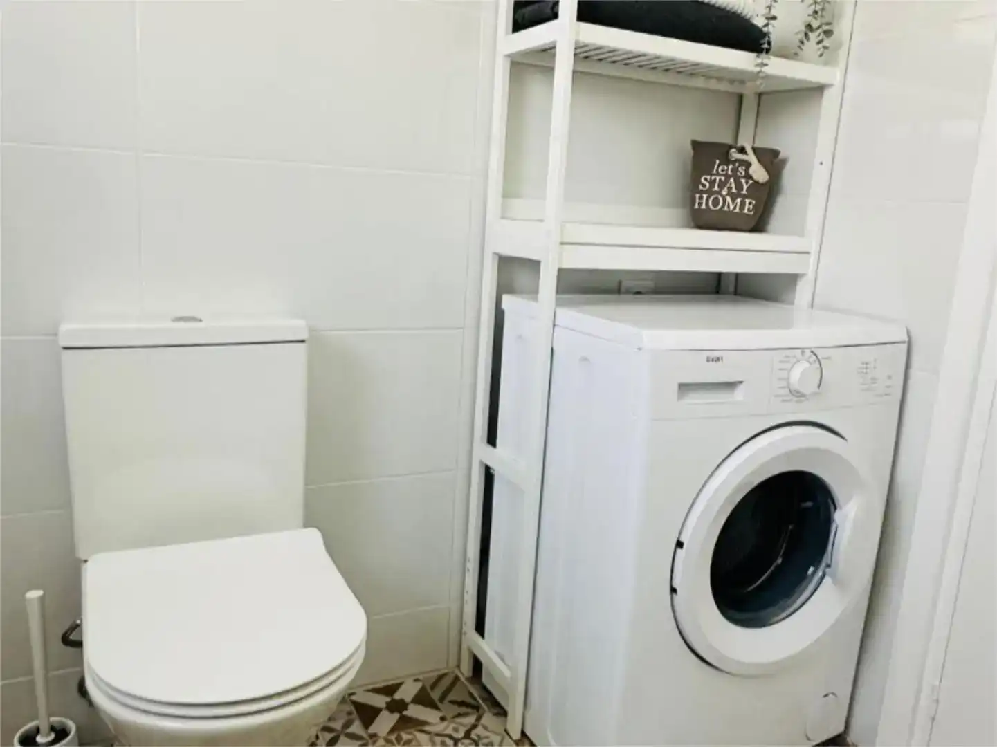 Bathroom of Flat for rent in Cambrils  with Air Conditioner, Private garden and Storage room