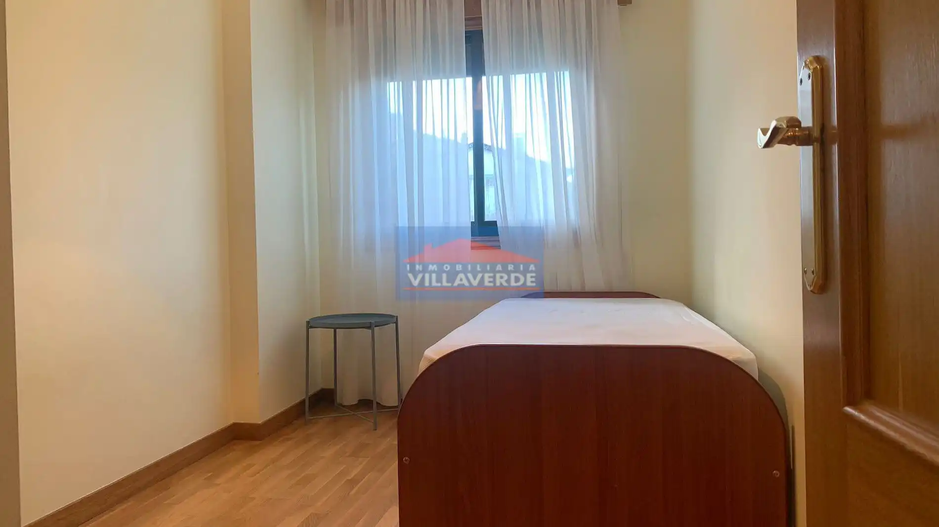 Bedroom of Flat for rent in Cangas   with Furnished, TV and Balcony