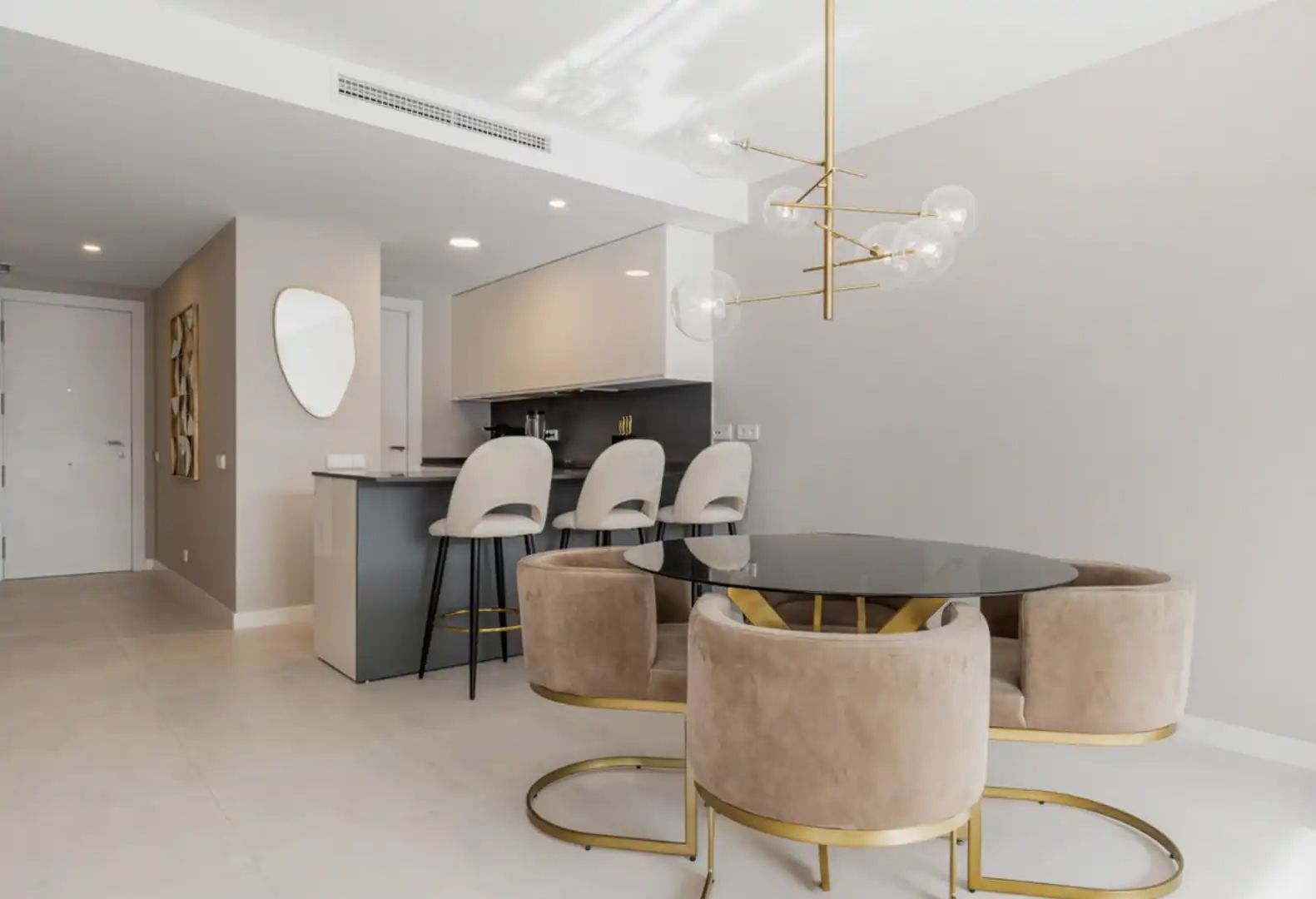 Apartamento con terraza en venta en Calle Camino del Reloj 43, imagen 4