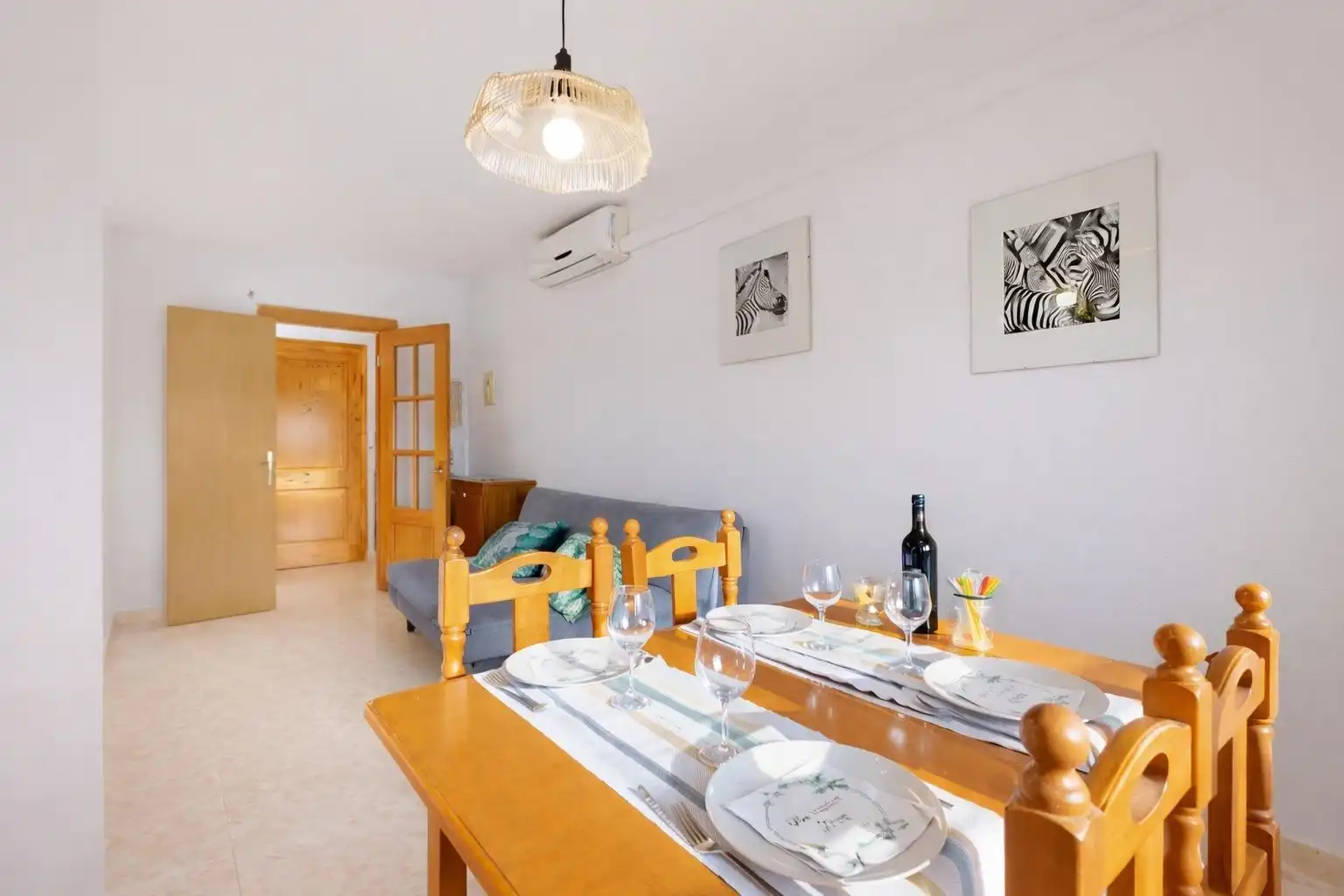 Comedor de Piso en venta en Roquetas de Mar con Jardín privado y Piscina comunitaria