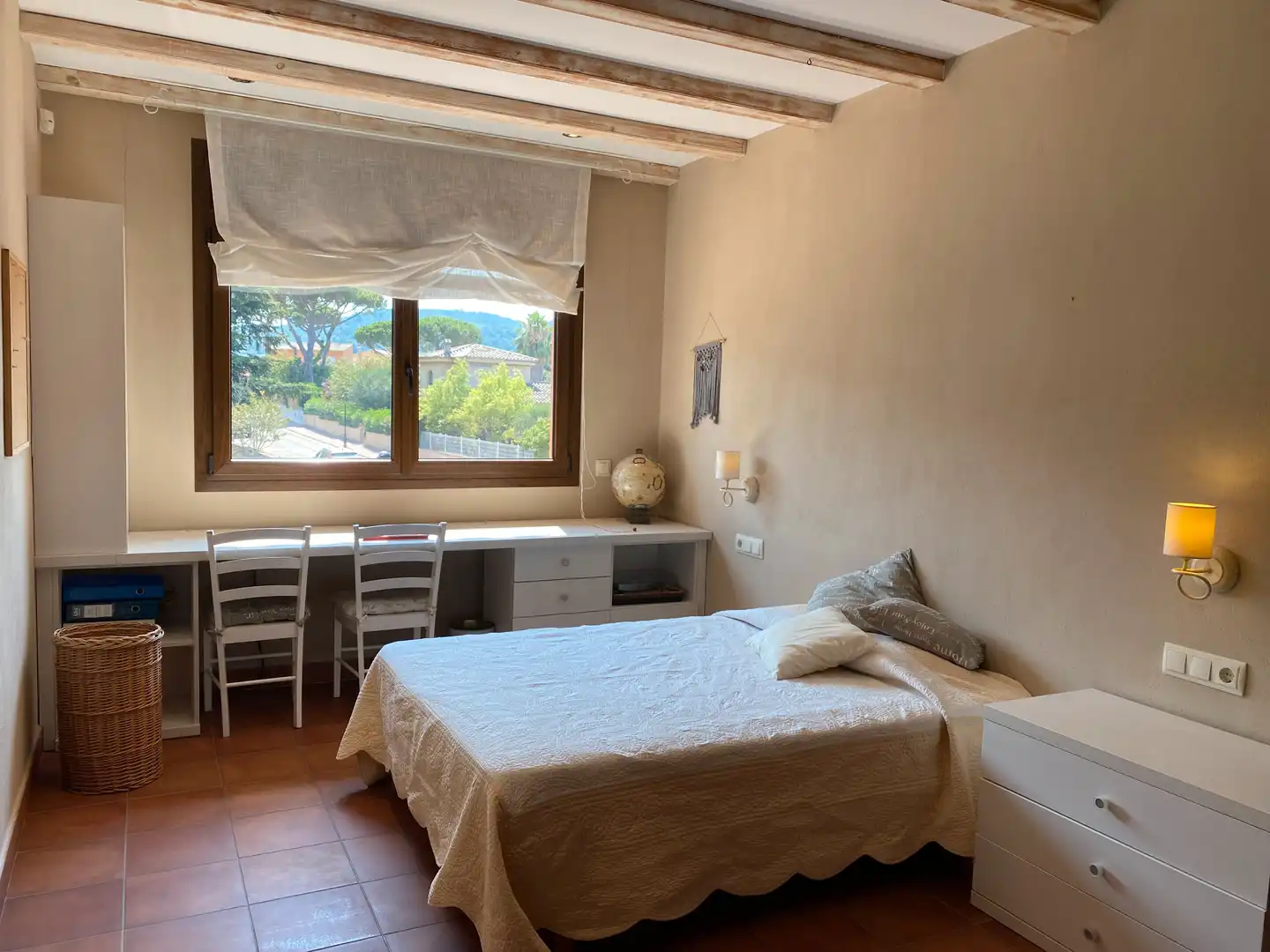 Habitación de Casa o chalet en venta en Mont-ras con Aire acondicionado, Calefacción y Jardín privado