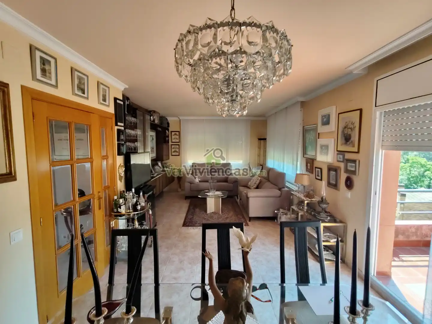 Sala de estar de Casa adosada en venta en Vallirana con Calefacción, Jardín privado y Terraza