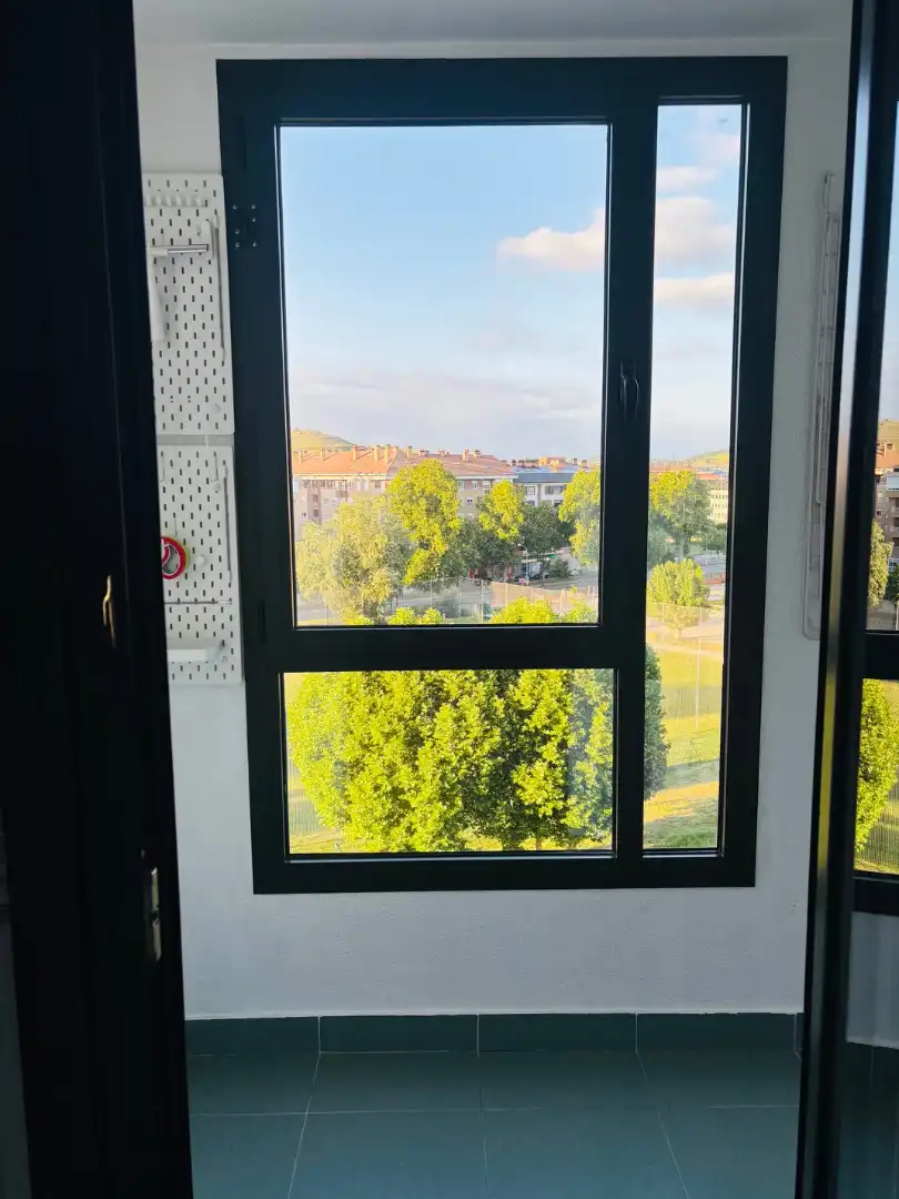 Terrassa de Pis en venda en Burgos amb Calefacció, Moblat i Forn