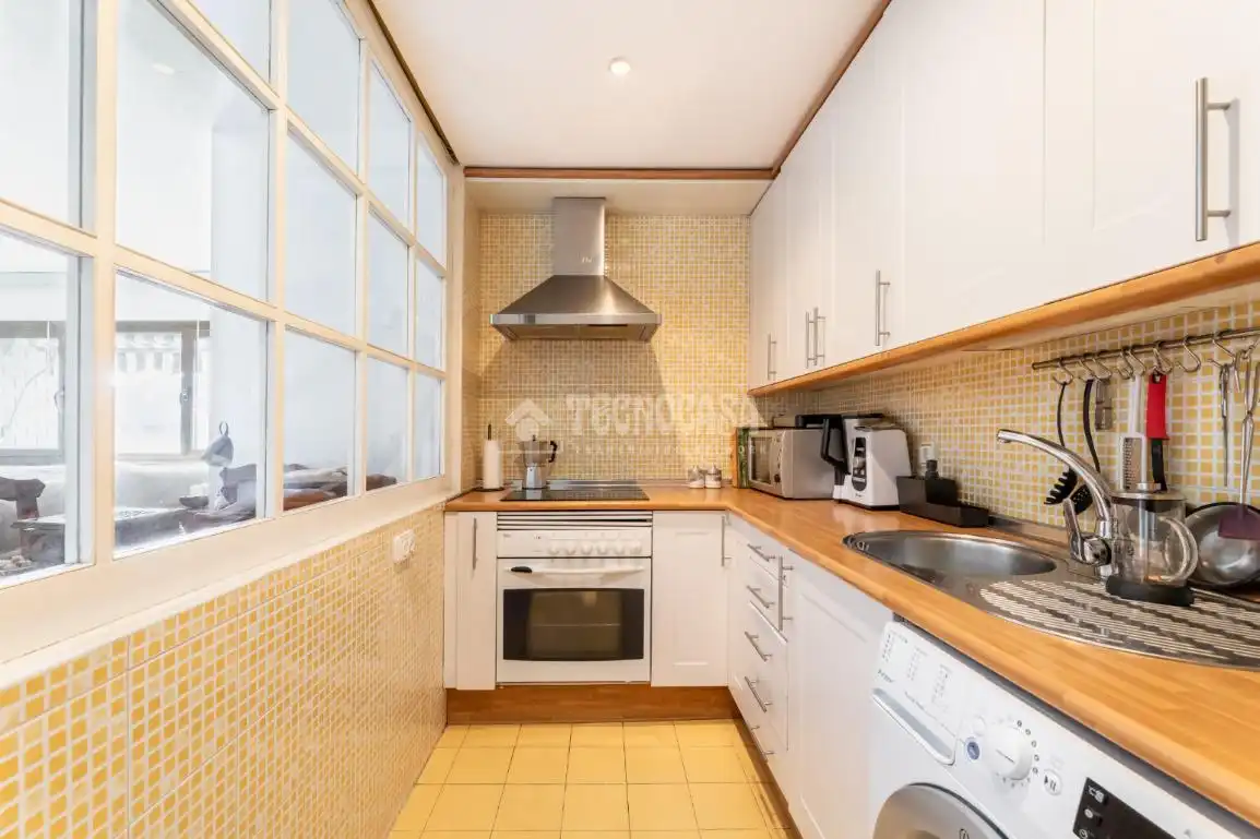 Cocina de Piso en venta en Las Rozas de Madrid con Calefacción, Terraza y Trastero