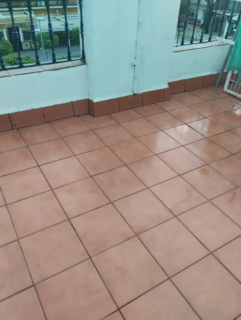 Flat for rent in Avenida Alcalde Justo Padilla Burgos, Guillena pueblo