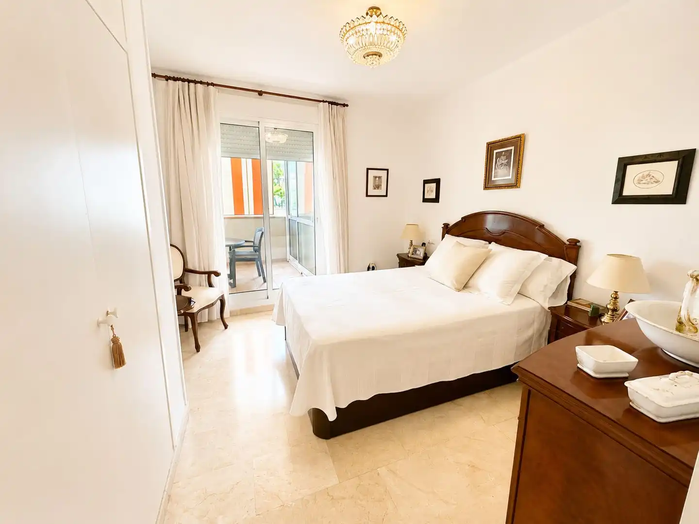 Bedroom of Flat for sale in Fuengirola  with Air Conditioner, Terrace and Furnished