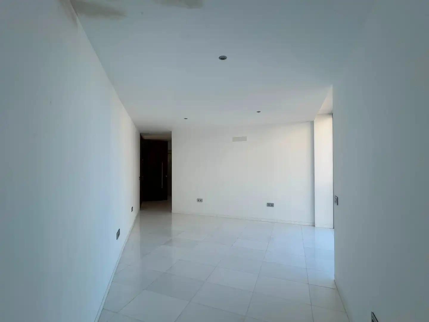 Wohnung zum Verkauf in Santa Cruz de Tenerife mit Privatgarten, Terrasse und Abstellraum