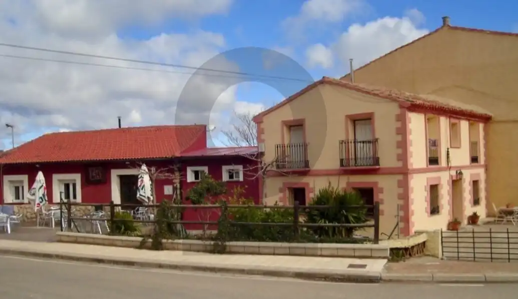 Casa o chalet en venta en Nuévalos con Calefacción, Terraza y Trastero