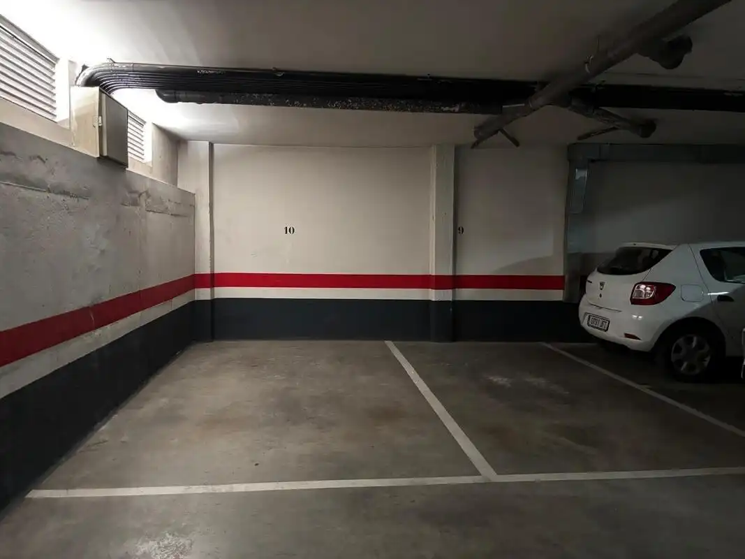 Parkplatz von Dachboden zur Miete in Zaragoza