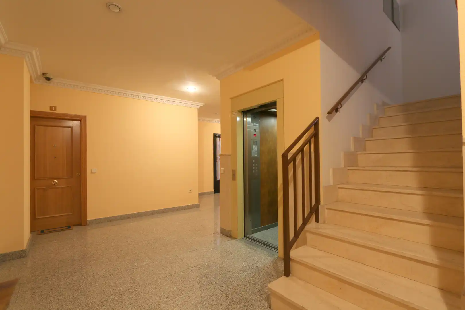 Piso en venta en Madrid con Aire acondicionado, Trastero y Amueblado