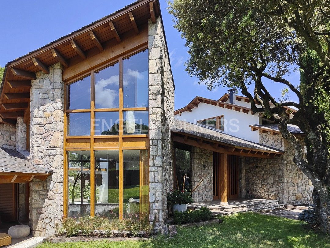 Vista exterior de Casa o chalet en venta en Seva con Calefacción, Jardín privado y Terraza