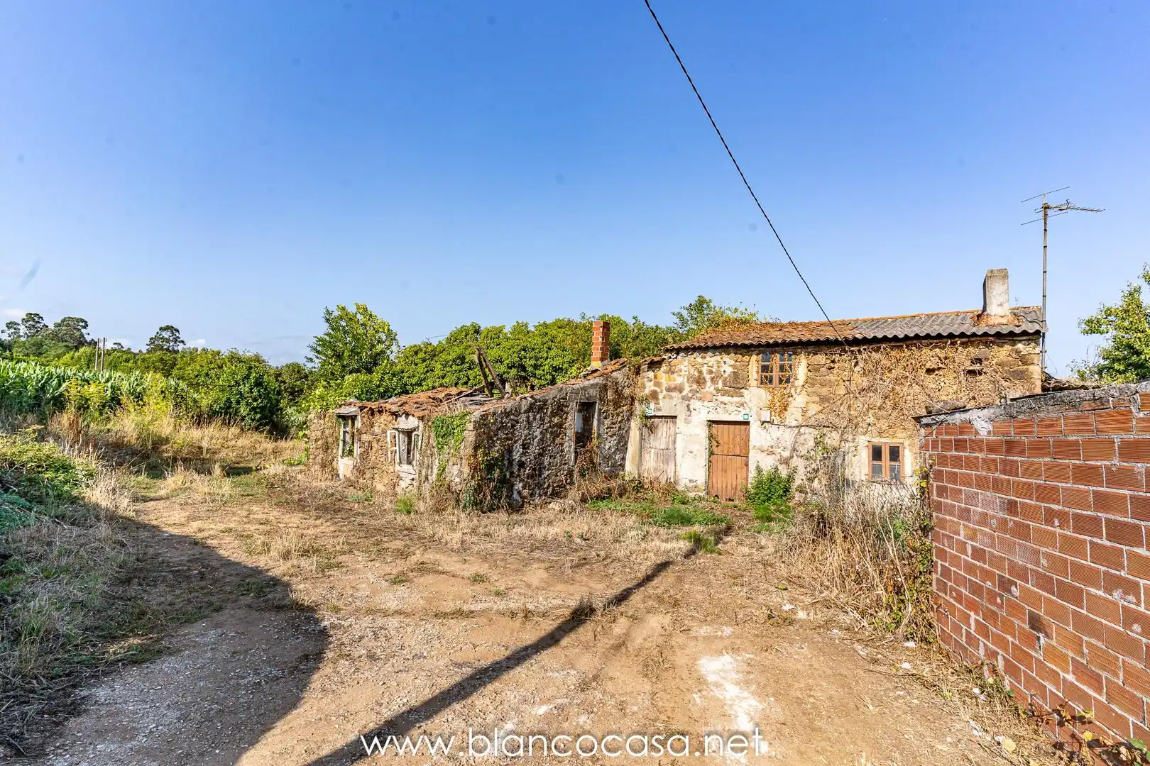 Houses for sale in Carballo  with Private garden