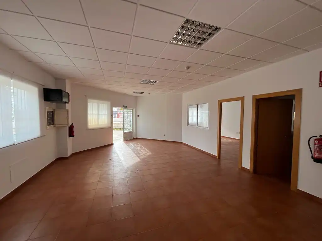 Industrial buildings for rent in Albacete  with Alarm
