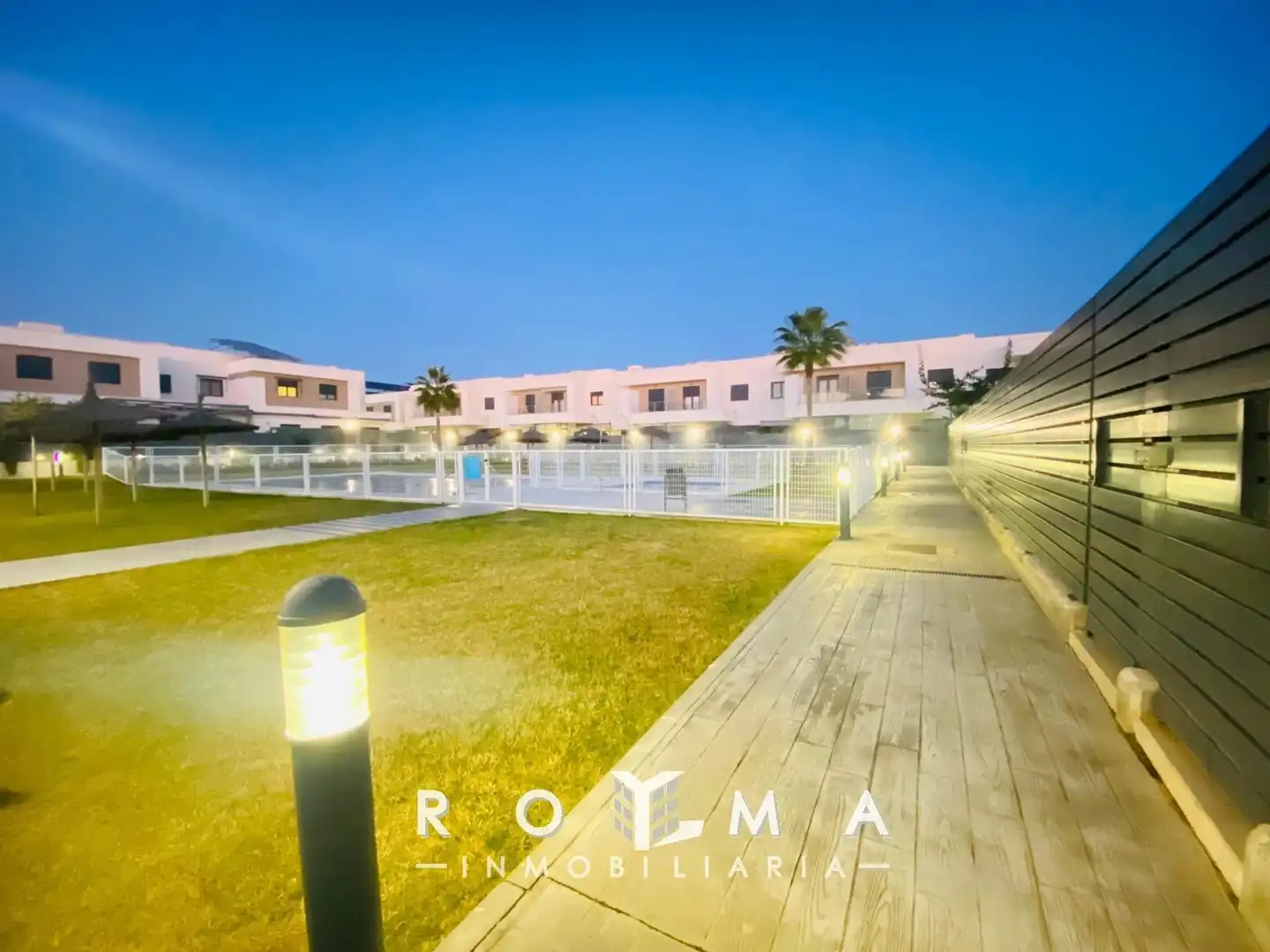Casa a schiera con terrazza in affitto a Entrenúcleos, imagen 34
