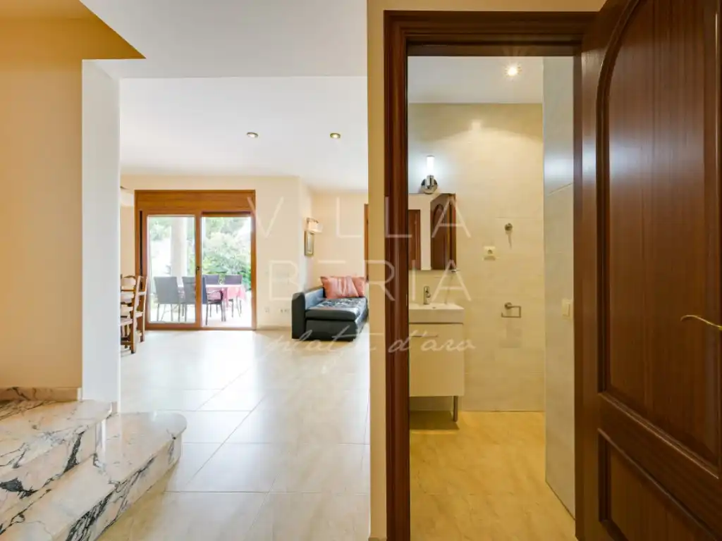 Casa amb piscina en venda a Calle Alzina 11, imagen 13