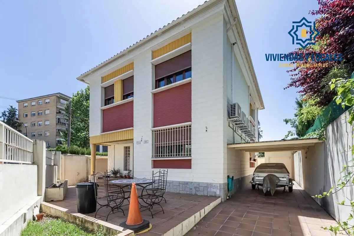 Villa con giardino in vendita a BAJO DE HUETOR