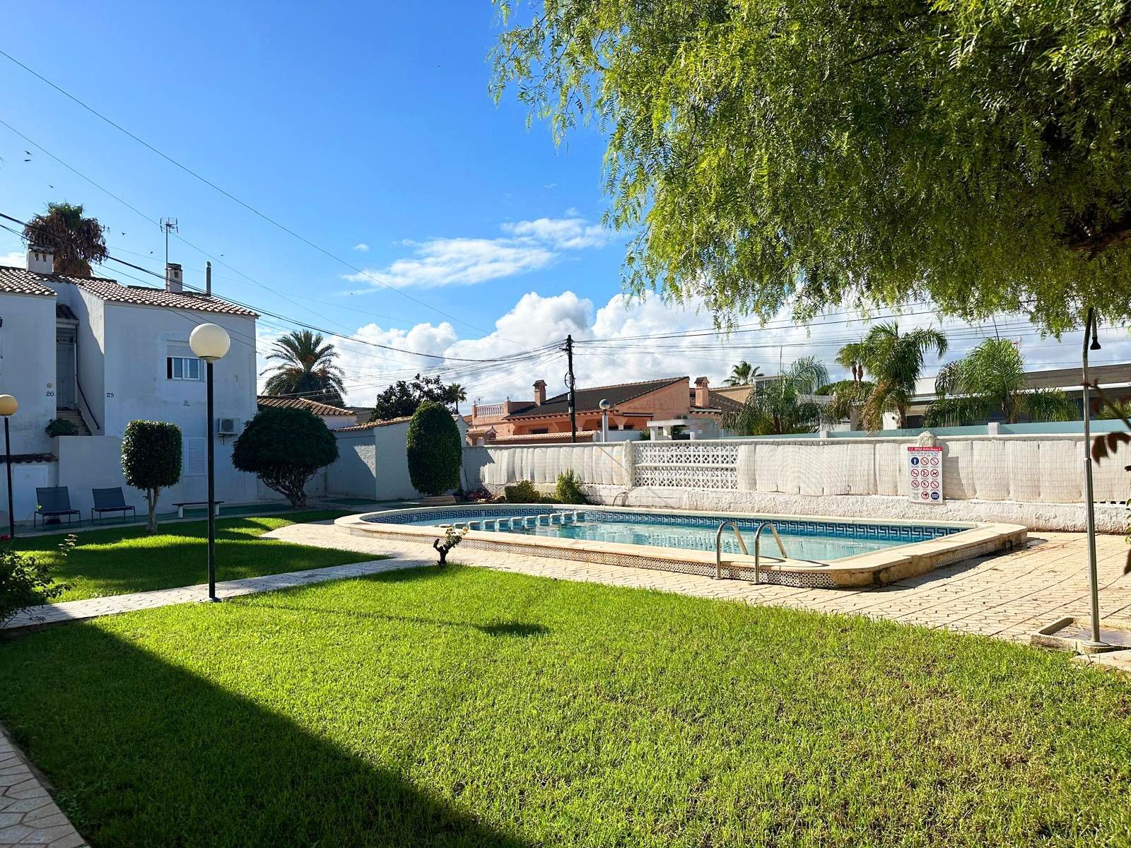 Piscina de Apartament en venda en Orihuela amb Aire condicionat, Terrassa i Balcó