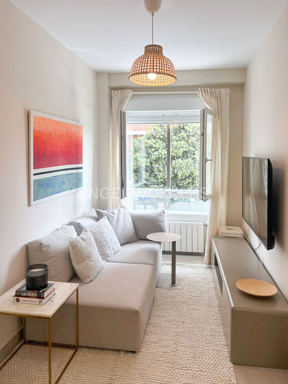 Living room of Apartment to rent in  Madrid Capital  with Air Conditioner, Heating and Furnished