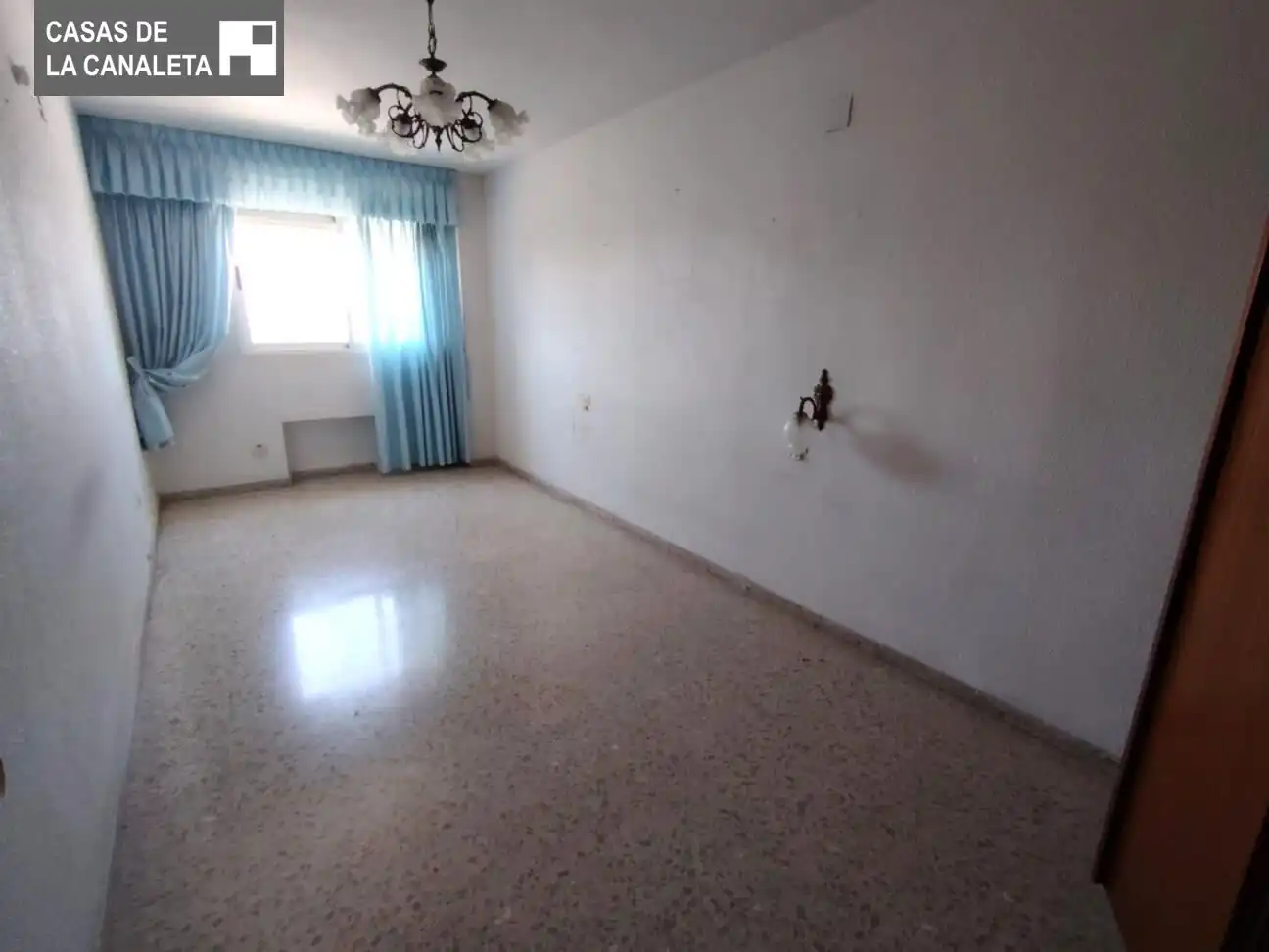 Sala d'estar de Pis en venda en Mislata amb Traster