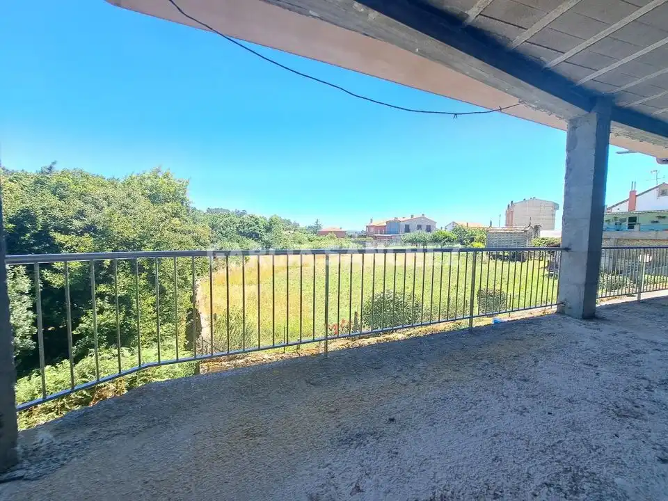 Gewerbefläche zum Verkauf in Calle Cimadevila, imagen 3