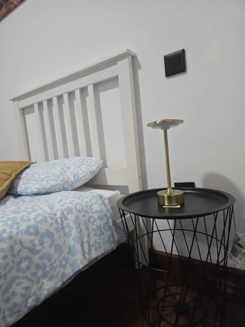 Schlafzimmer von Wohnung zur Miete in Piélagos mit Heizung, Parkett und Möbliert