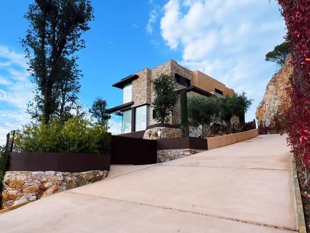 Casa-chalet en Venta en Sa Riera - Sa Fontansa