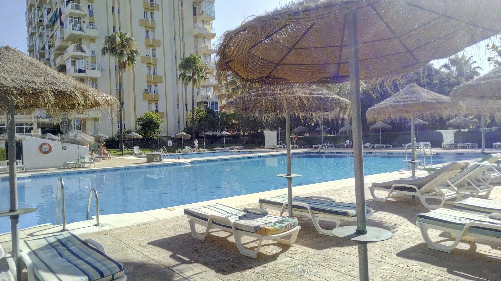 Swimming pool of Study for sale in Benalmádena  with Air Conditioner, Heating and Terrace