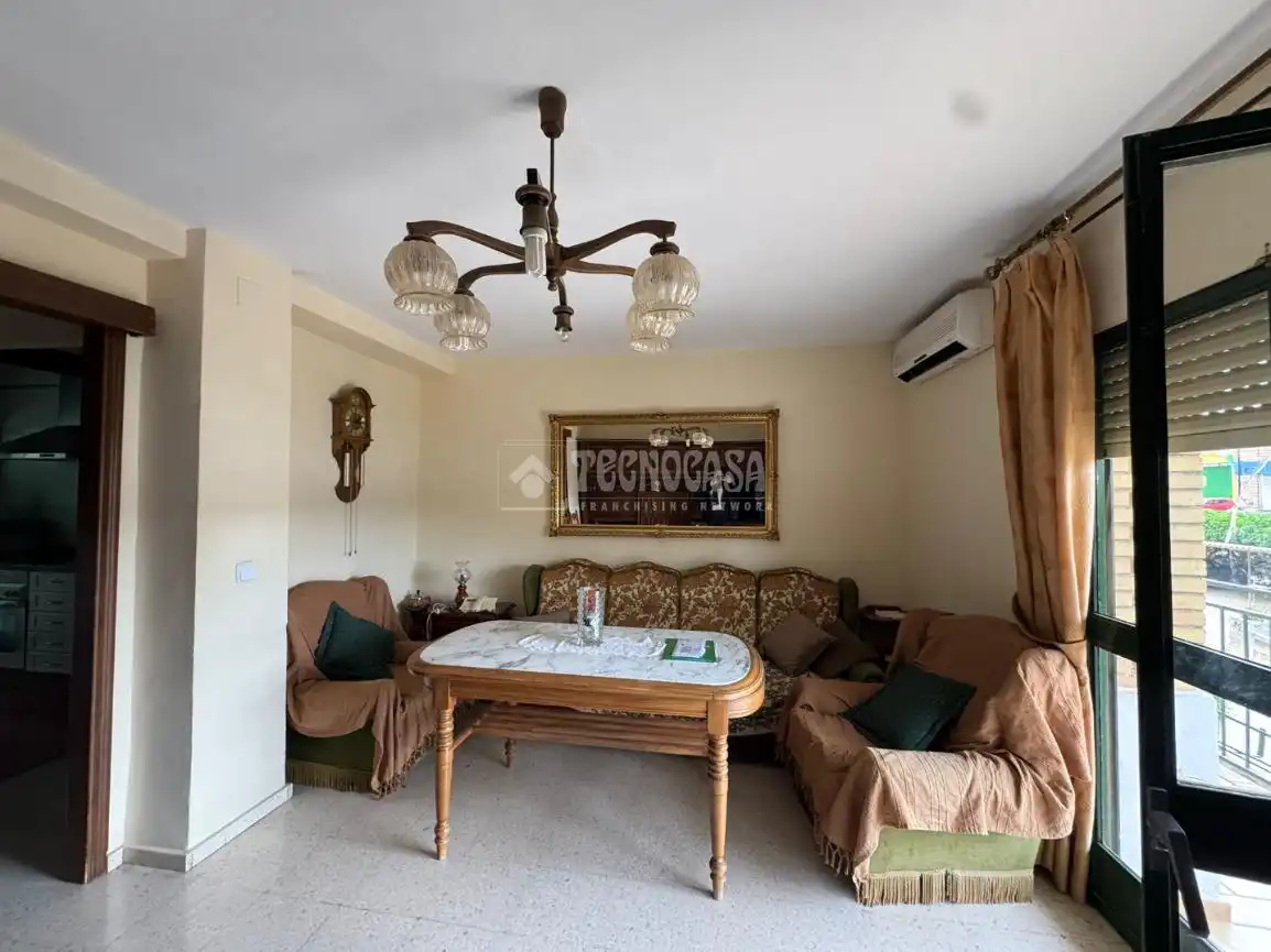Living room of Flat for sale in Osuna  with Air Conditioner and Balcony