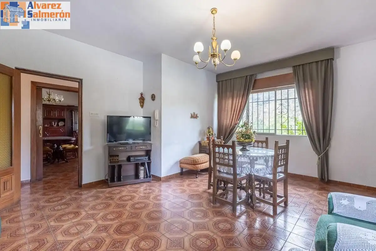 Houses for sale in Carretera de la Sierra, Lancha del Genil