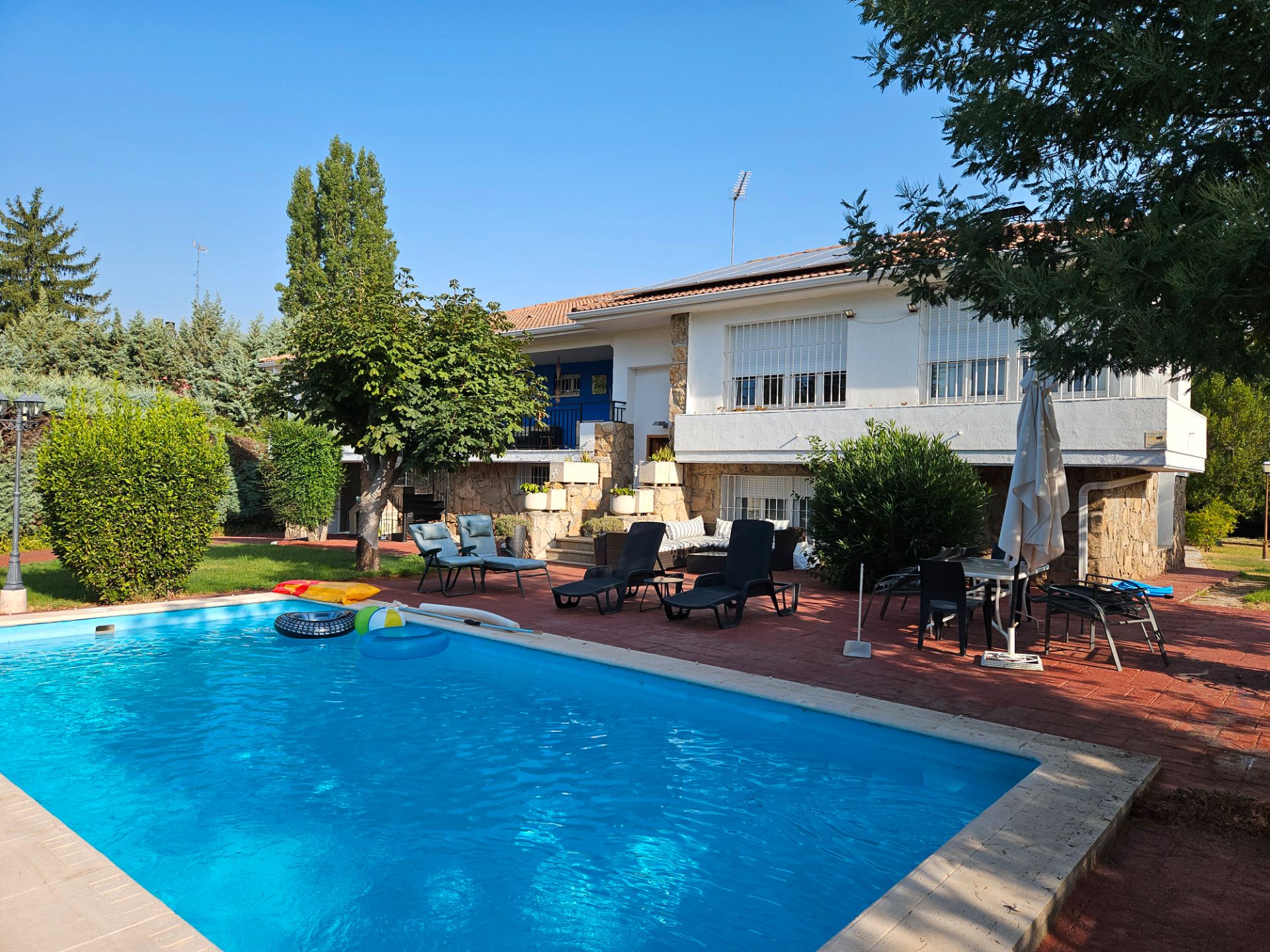 House or chalet for sale in Calle de los Nardos, Alpedrete