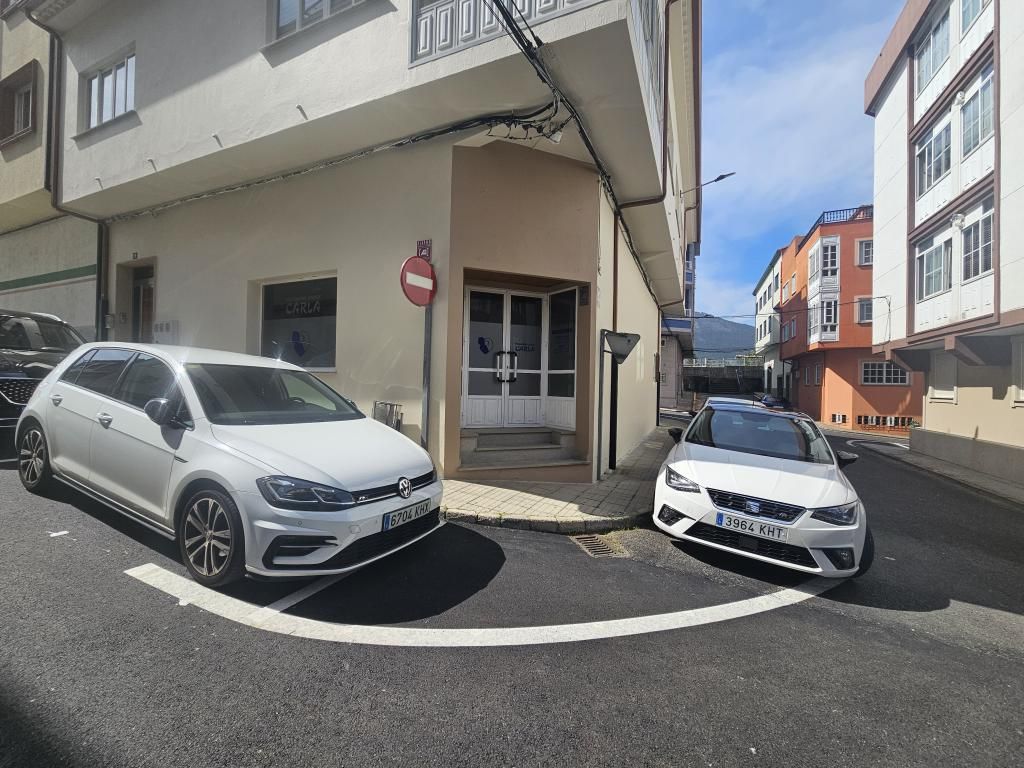 Aparcament de Local de lloguer en A Pobra do Caramiñal
