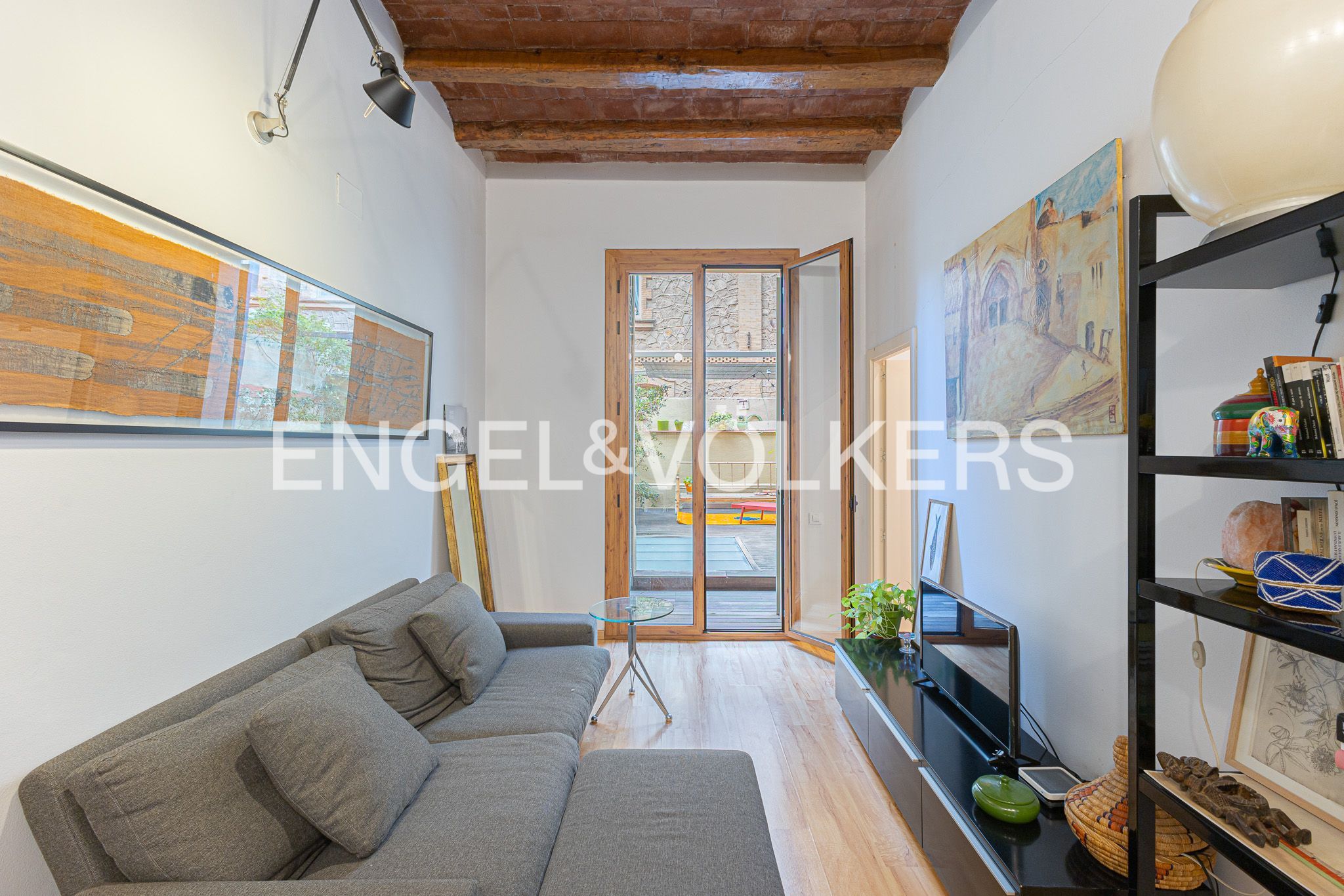Living room of Apartment for sale in  Barcelona Capital  with Air Conditioner, Heating and Parquet flooring