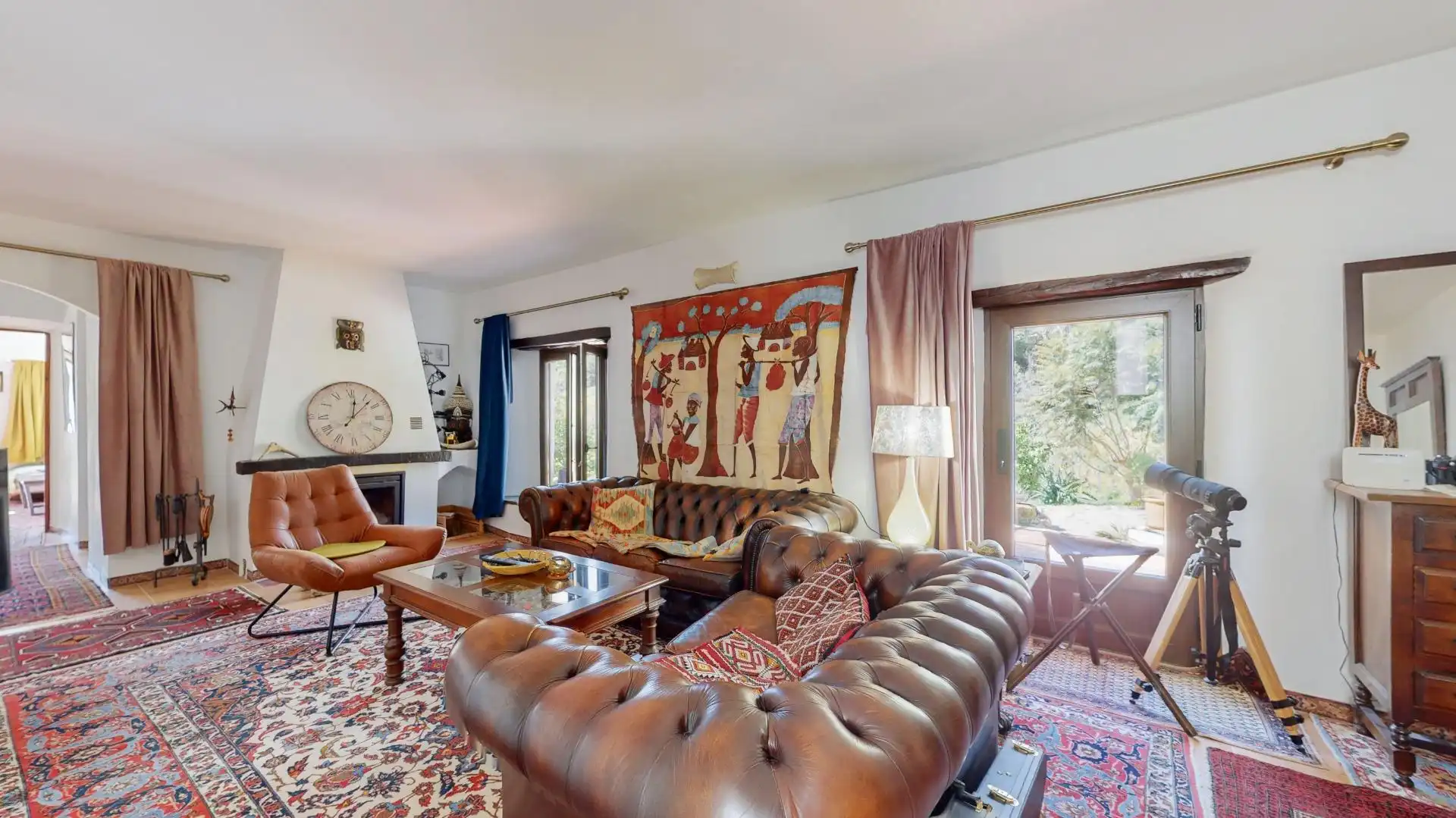 Sala d'estar de Finca rústica en venda en Casares amb Calefacció, Jardí privat i Terrassa