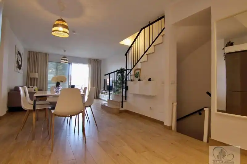 Comedor de Casa o chalet en venta en Santiago del Teide con Alarma y Piscina comunitaria