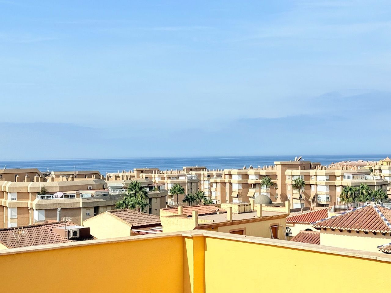 Vista exterior de Pis en venda en Torrox