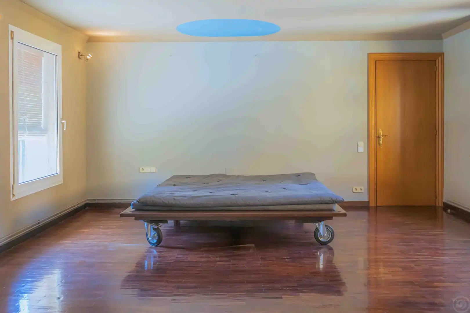 Bedroom of Houses for sale in Esplugues de Llobregat  with Terrace, Storage room and Swimming Pool