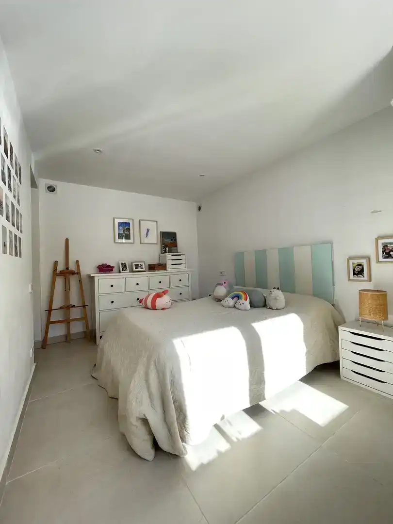 Dormitori de Casa o xalet en venda en Sant Cugat del Vallès amb Aire condicionat, Piscina i Balcó