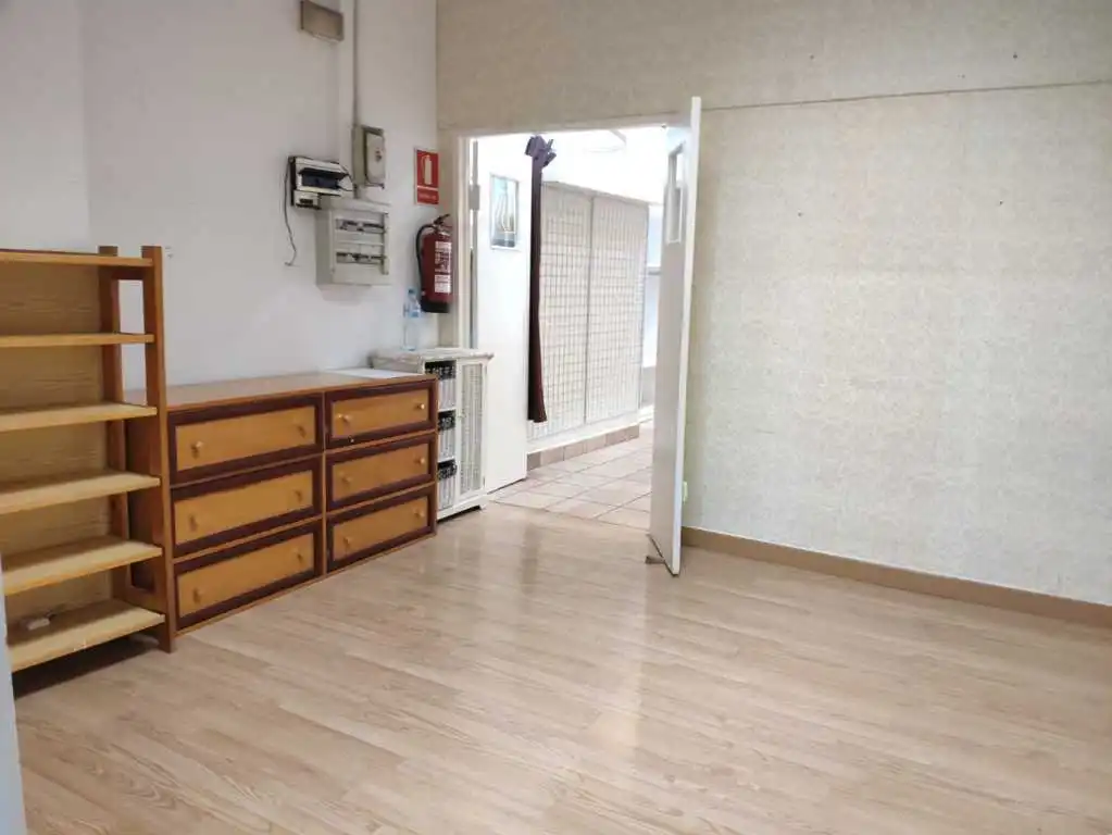 Local comercial de lloguer a Oeste, imagen 13