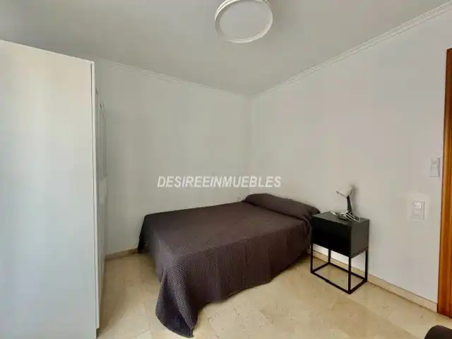 Habitación de Piso en venta en Valencia con Aire acondicionado, Calefacción y Balcón