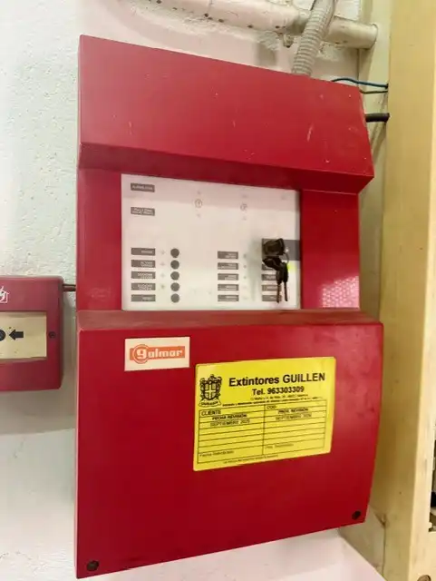 Aparcament de Nau industrial de lloguer en Alaquàs amb Alarma