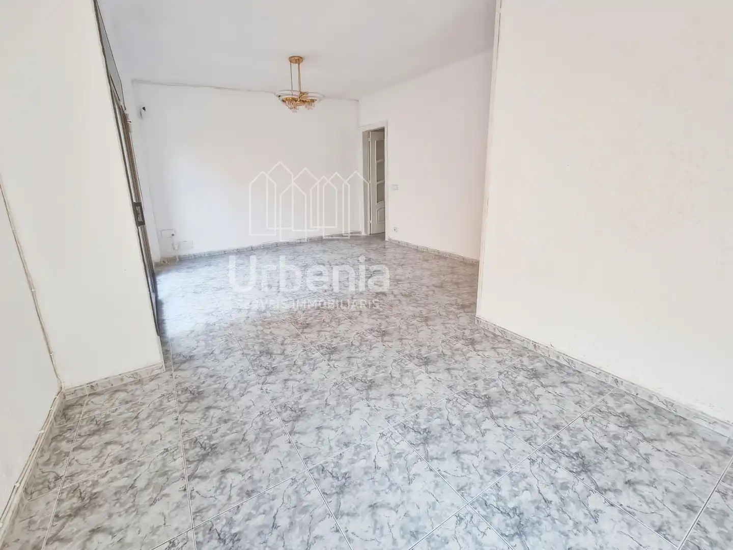 Sala d'estar de Pis en venda en Mataró amb Aire condicionat i Terrassa