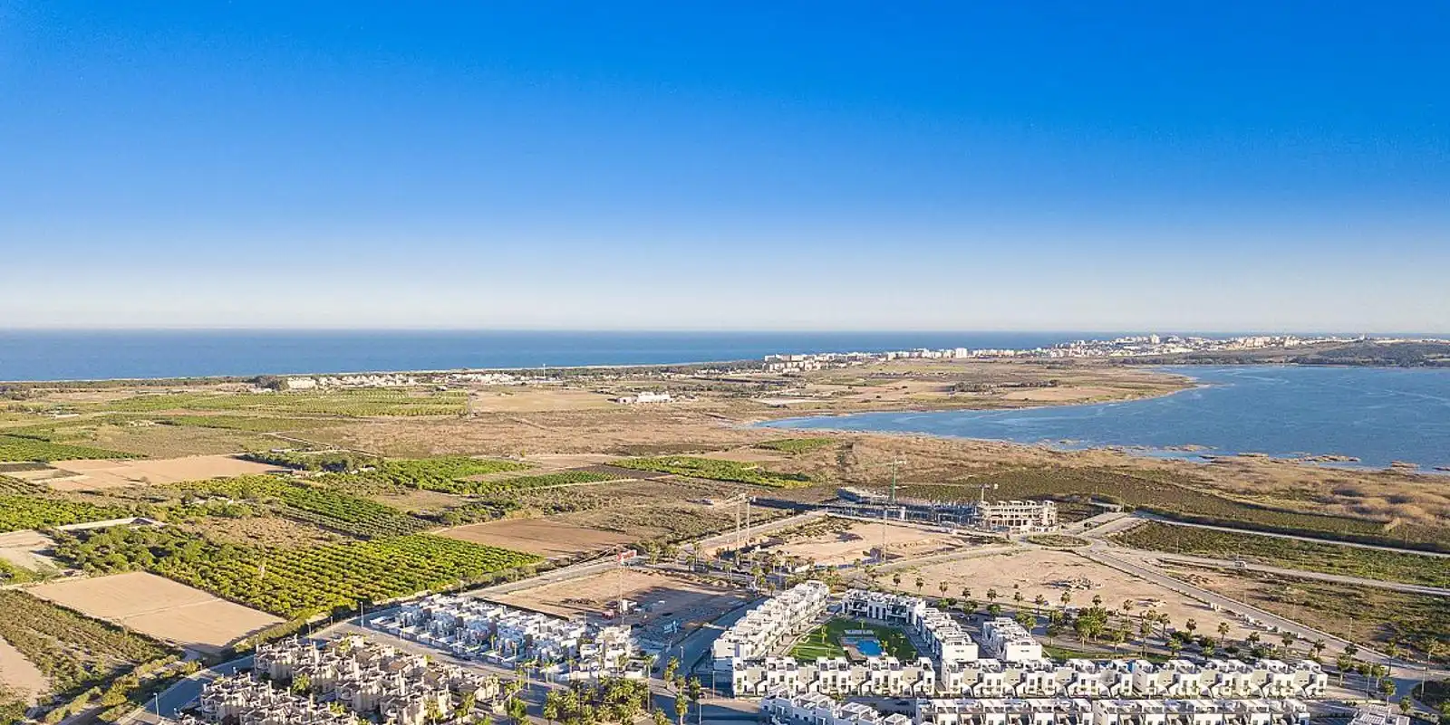 Piso en venta en Guardamar del Segura con Aire acondicionado, Jardín privado y Terraza