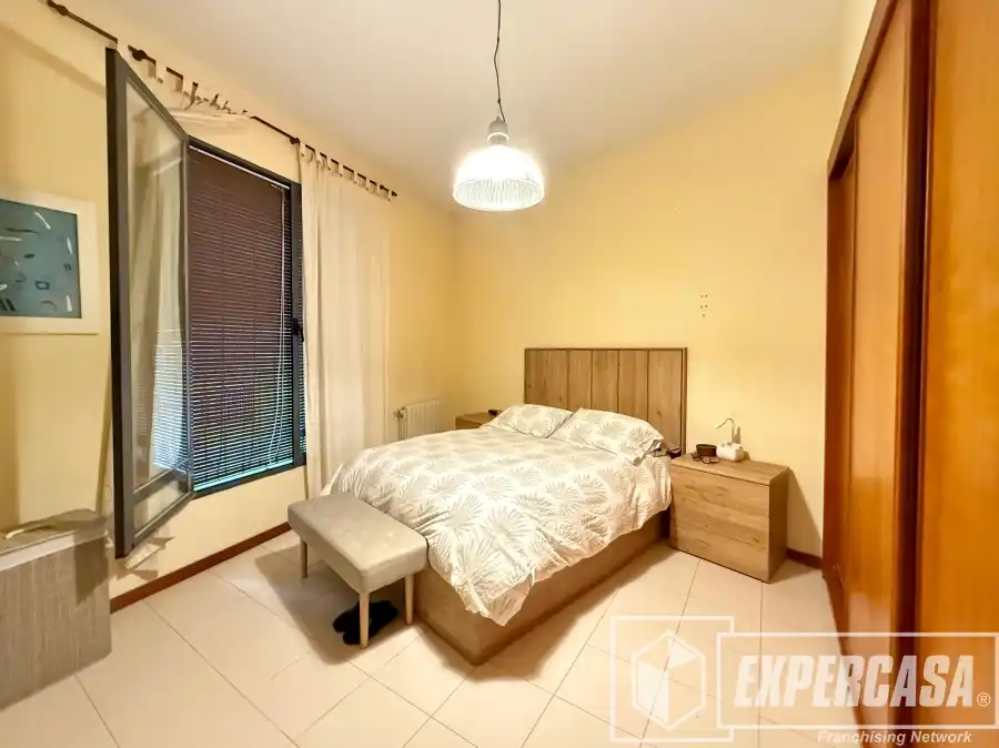 Bedroom of Houses for sale in Llíria  with Air Conditioner, Terrace and Storage room