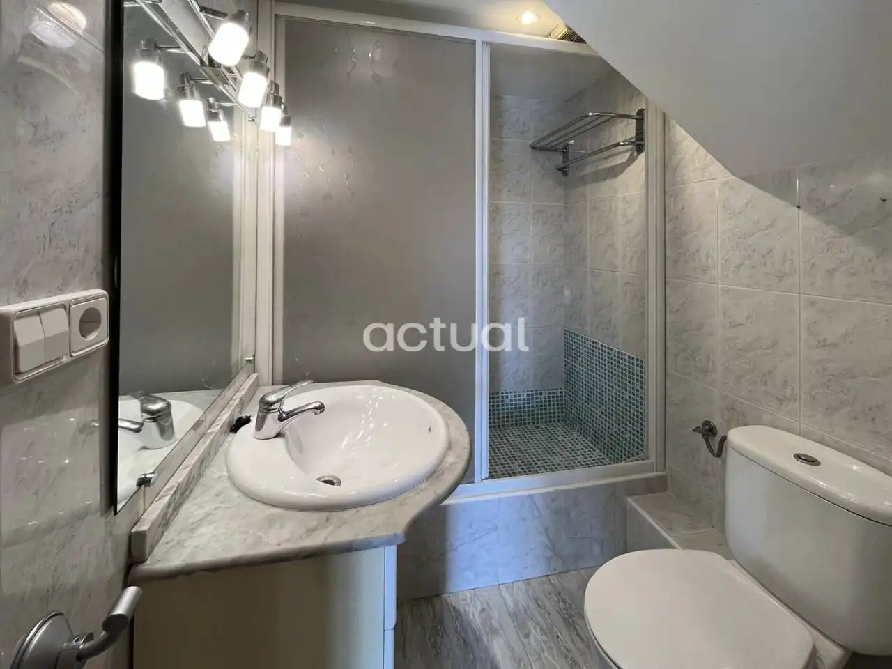 Baño de Piso en venta en Santa Cristina d'Aro con Aire acondicionado, Calefacción y Terraza