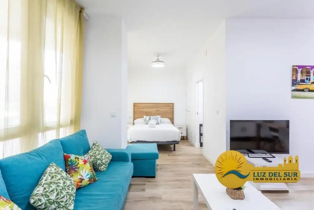 Sala de estar de Planta baja de alquiler en Cádiz con Aire acondicionado, Calefacción y Amueblado