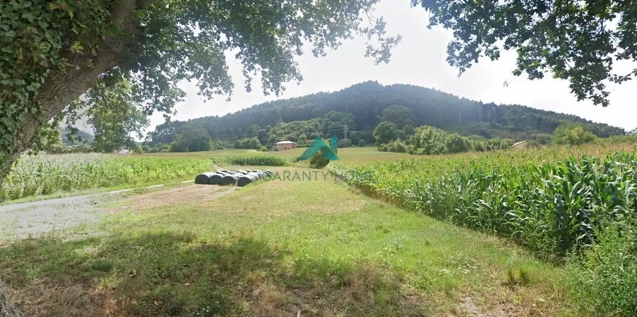 Terreni e lotti in vendita a Bárcena de Cicero